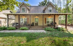 220 Cherry Ln, Leitchfield, KY 42754