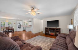 215 Windmill Oaks Ave, Fredericksburg, TX 78624
