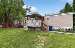 225 Warwick Way, Auburn Hills, MI 48326