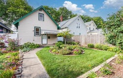 2462 Willow Avenue, Niagara Falls, NY 14305