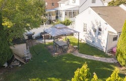 3 6Th Ave, Wanaque Boro, NJ 07420-1021