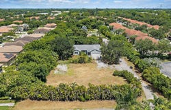 4833 Nash Trail, Lake Worth, FL 33463