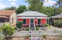 209 W St George, Southport, NC 28461