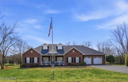 306 Constellation Lane, Kodak, TN 37764