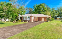 103 Rivermont Drive, Sheffield, AL 35660