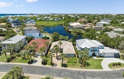 4628 Paradise Isle, Destin, FL 32541
