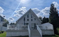 7485 W Murray Dr, Cicero, NY 13039