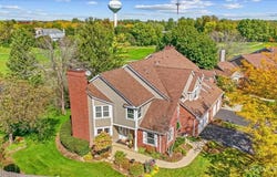 951 INTERLOCH Court, Algonquin, IL 60102