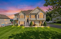 165 Hilltop Road, Monroe, NY 10950
