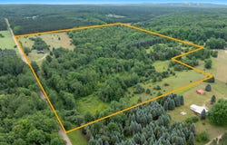 9191 W 34 Road, Harrietta, MI 49638