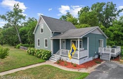 505 E Columbia, Belleville, MI 48111
