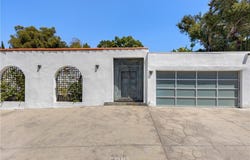 3092 Laurel Canyon Boulevard, Studio City, CA 91604