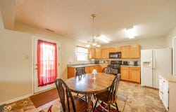 502 Streamside Drive, Greenfield, IN 46140