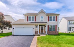711 Silver Fox Drive, Joliet, IL 60431