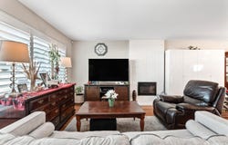 656 Forest Lake Drive, Pacifica, CA 94044