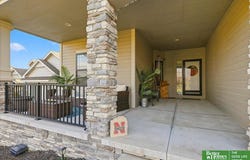 19617 Blaine Circle, Omaha, NE 68135