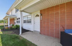 129 Buckeye Circle, Columbus, OH 43217