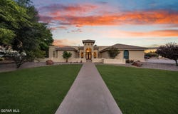 5504 WOODFIELD Drive, El Paso, TX 79932