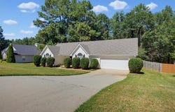 2625 Hidden Creek Drive, Loganville, GA 30052