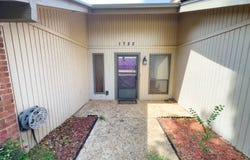 1722 Denim Ln, Enid, OK 73703