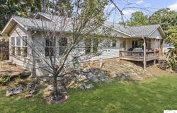 17537 Mockingbird Road, Warsaw, MO 65355