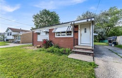 567 Walnut Street, Elyria, OH 44035