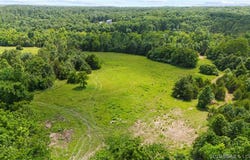 20058 Whitetail Lane, Barnett, MO 65011