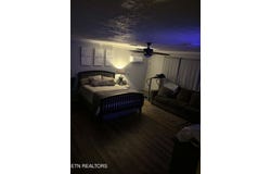 812 Worchester Ave, Middlesboro, KY 40965