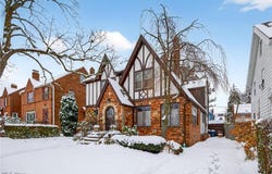 3498 Bainbridge Road, Cleveland Heights, OH 44118