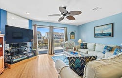 135 Parkside Cir, Cape San Blas, FL 32456