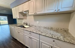 2058 NE HOGAN Dr, Gresham, OR 97030
