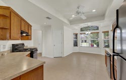 123 RIVER PARK DR, Luling, TX 78648