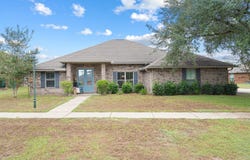 4646 Chanan Drive, Crestview, FL 32539