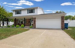 1198 Ashley Drive, Troy, MI 48085