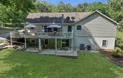 401 Whisperway Rd, Moneta, VA 24121