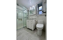 105-25 64th Ave, Forest Hills, NY 11375
