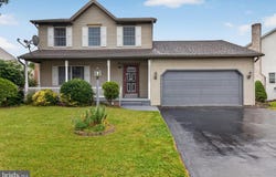 2 WINDSOR Way, CAMP HILL, PA 17011