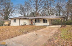 5283 Maple Valley Rd SW, Mableton, GA 30126