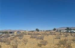 Itoya Vista, Apple Valley, CA 92308