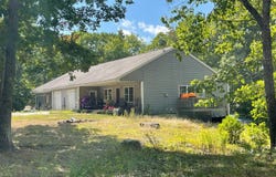 86 Skips Way, New Gloucester, ME 04260