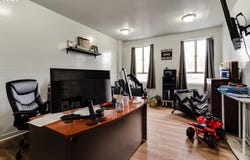 612 MAIN St, Springfield, OR 97477