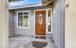 616 Hemlock Avenue, Central Point, OR 97502