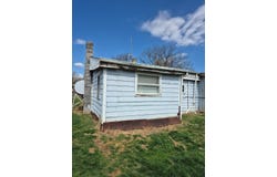163 Well Ln, Max Meadows, VA 24360