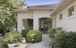 3994 E Villa Way, Springfield, MO 65809