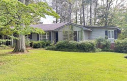 207 Iris Drive, Centre, AL 35960