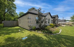 211 Kelly Lane, Seven Points, TX 75143