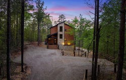 74 Hobie Cat Lane, Broken Bow, OK 74728