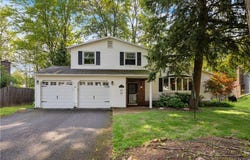 8027 Thyme Circle, Liverpool, NY 13090