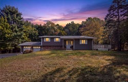 26 Terri Lee Lane, Spring Valley, NY 10977