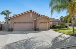 2649 Hillcrest Street, Selma, CA 93662